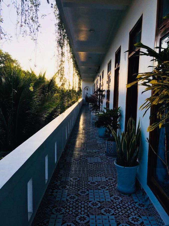 Lagi 1001 Nights Hotel Dış mekan fotoğraf