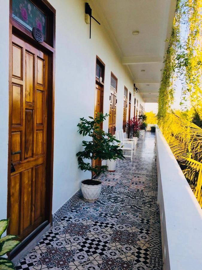 Lagi 1001 Nights Hotel Dış mekan fotoğraf